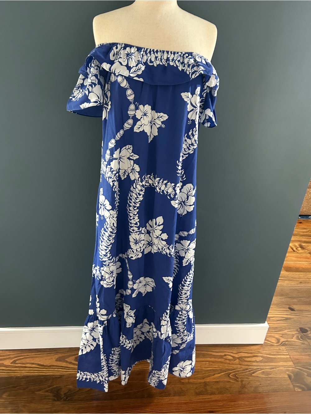 Blue & White Hawaiian Floral Maxi Dress, can be worn off shoulder